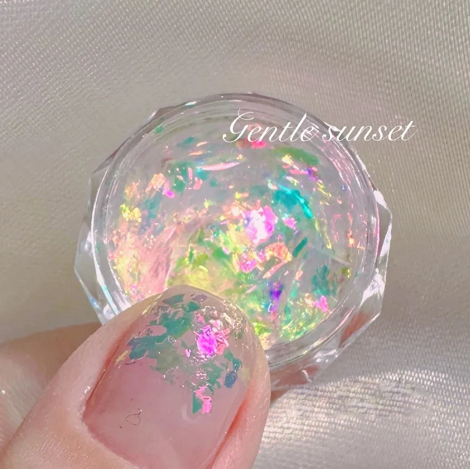 Yeknu 1Jar Aurora Chameleon Snowflake Ultra-Thin Iridescent Nail Sequins Holographic Opal EyeShadow Ice Glitter Nail Chameleon Flakes